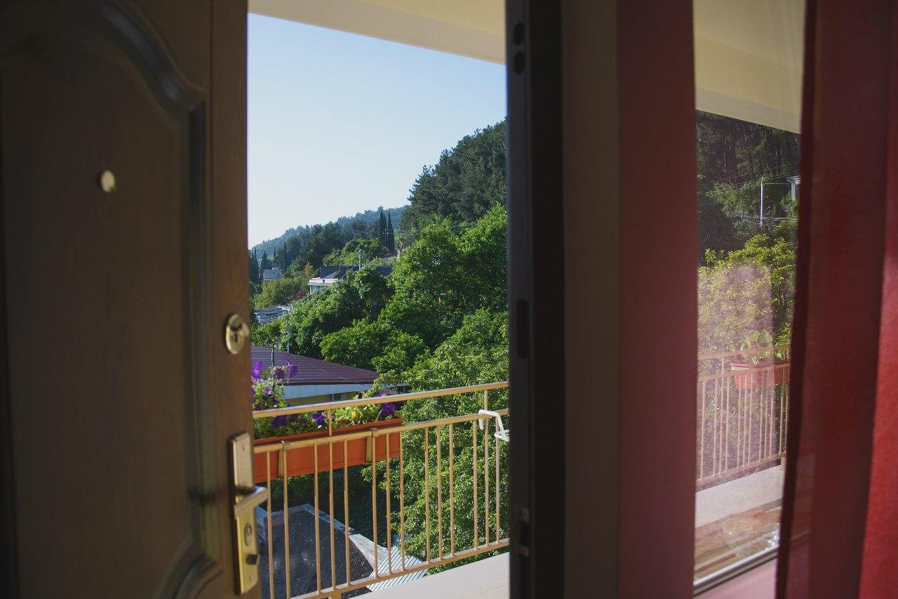 Guest House Arlen Tsandrypsh Ngoại thất bức ảnh