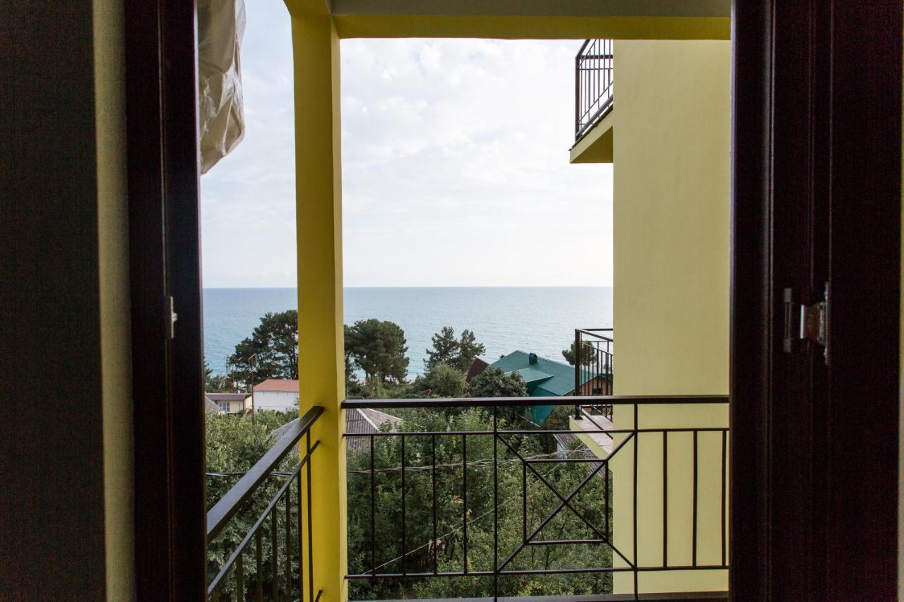 Guest House Arlen Tsandrypsh Ngoại thất bức ảnh