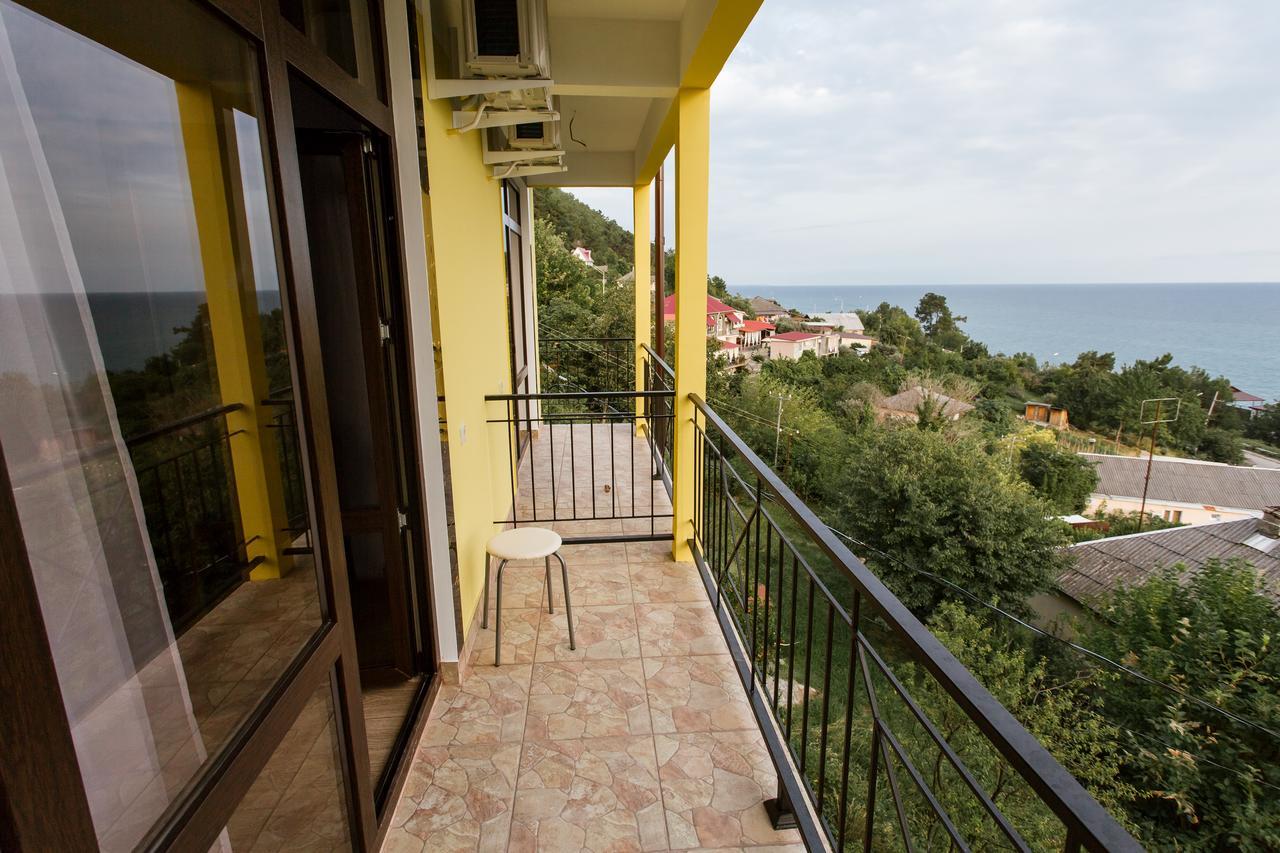 Guest House Arlen Tsandrypsh Ngoại thất bức ảnh